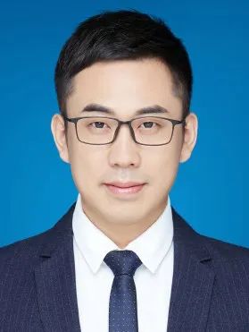 工作期间曾赴美国莱斯大学进行博士后研究,长期从事跨尺度复合材料