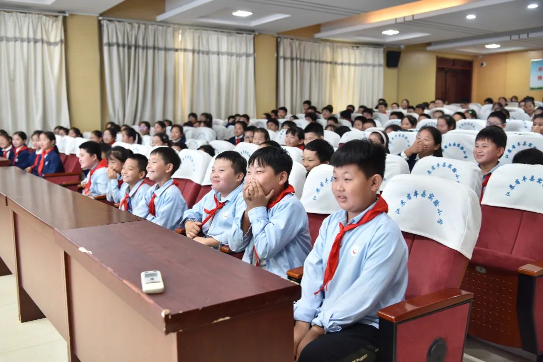 法治护航 伴你成长丨丰县法院携手"女童保护"讲师走进丰县实验小学