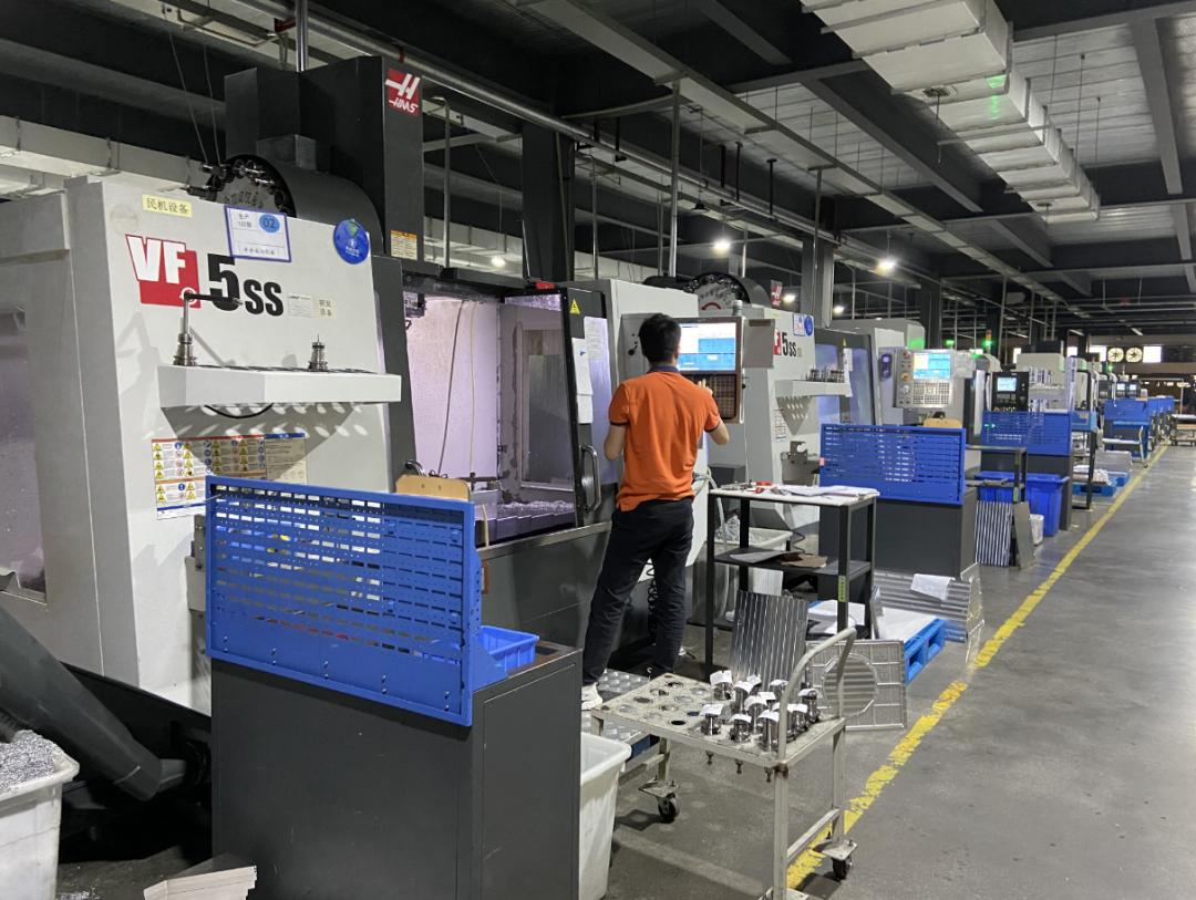 省外客户实地"催单",郫都企业近70台设备不停运转→_澎湃号·政务