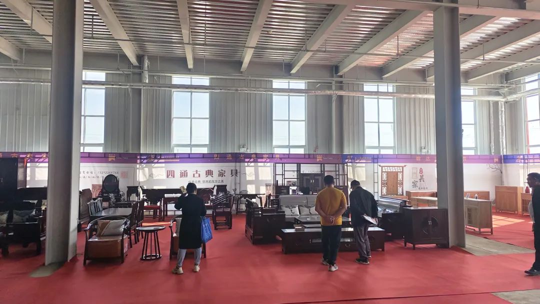 中国(武邑)明清家具大世界十周年庆典暨北方老榆木家具博览会在武邑硬木雕刻家具产业园盛大开幕!