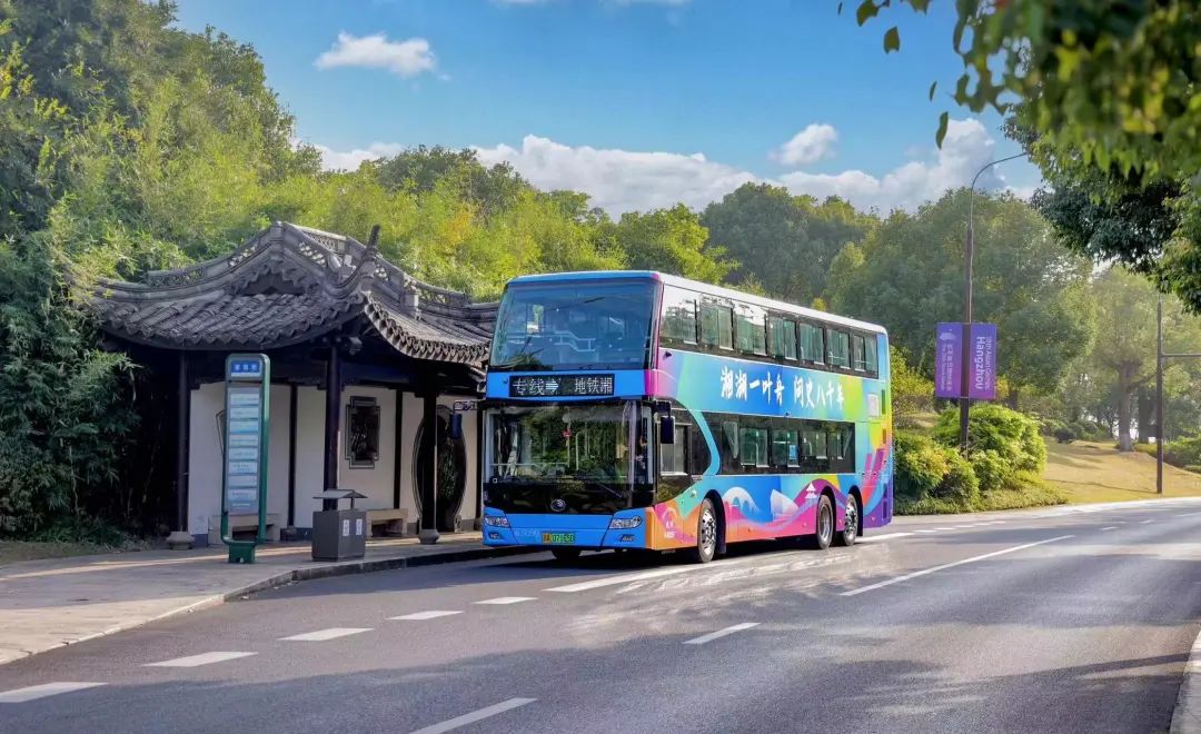 杭州上新观光专线双层巴士环湖游