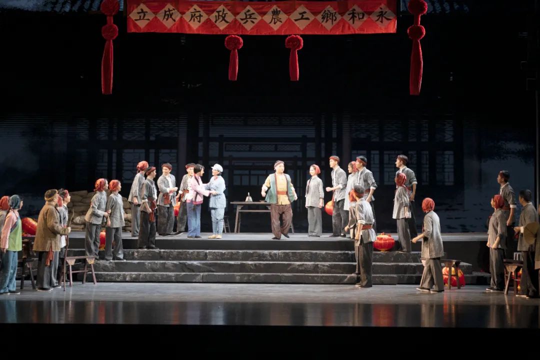 剧本变课本，舞台成讲台！吉安以演促学培养戏曲生力军