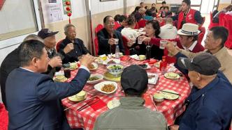 【我们的节日·重阳】连续8年不间断，扬州“爱心村”重阳宴越做越“丰盛”