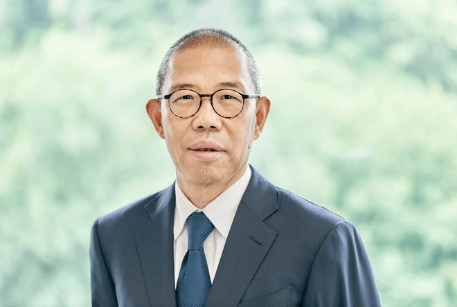 中国身价排行榜_2023胡润百富榜:农夫山泉钟睒睒第三次成为中国首富,马化腾、黄峥...(2)