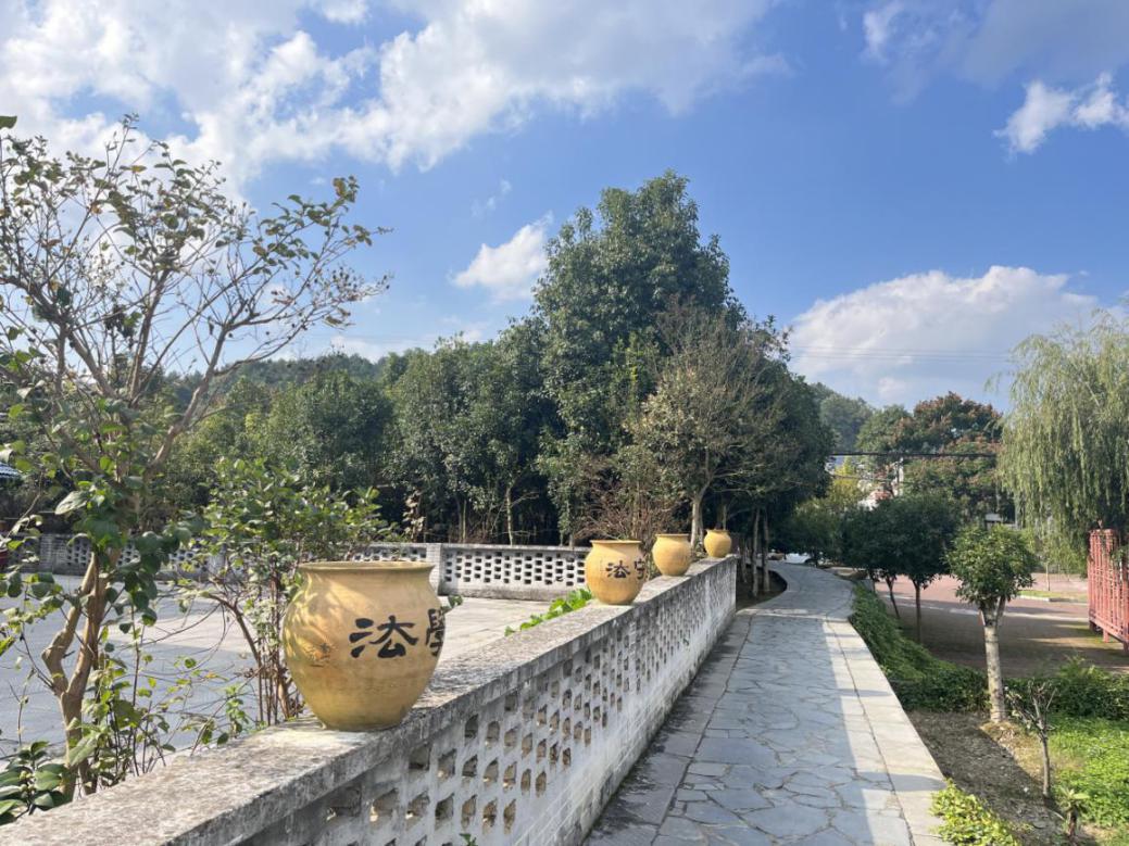 花茂村让法治文化融入百姓生活