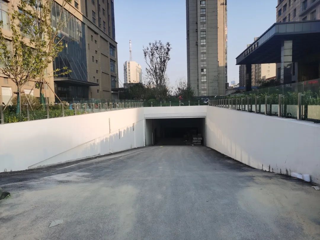 久悦城商业综合体,是我县首个一站式,体验型,国际