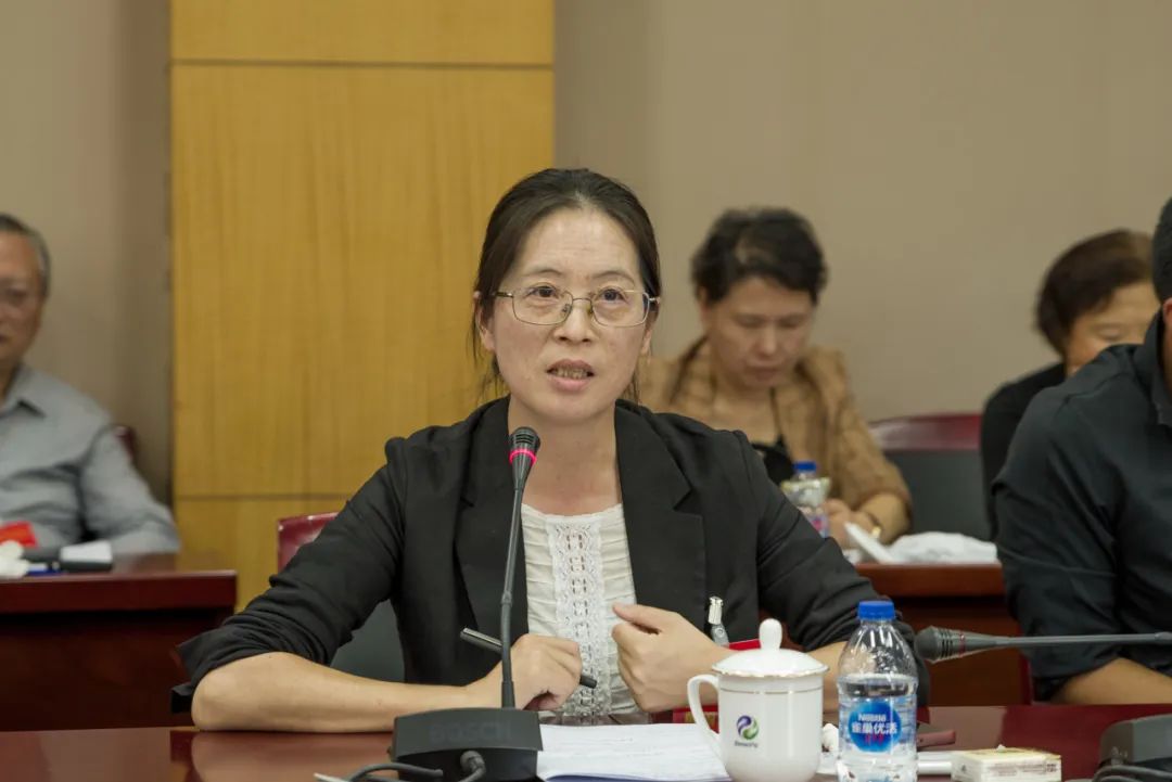 教育界别王雅琴建议:一是增强资源辐射,将好的艺术展览转化为数字化