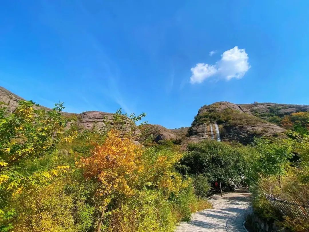 这么近,那么美,周末到河北 | 秋高气爽 领略双塔山秀美风光_澎湃号