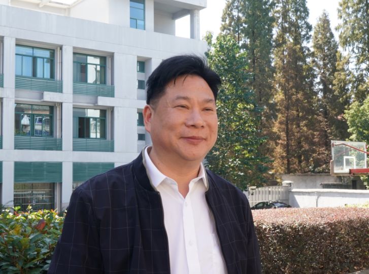 两位浦江人当选领军人物