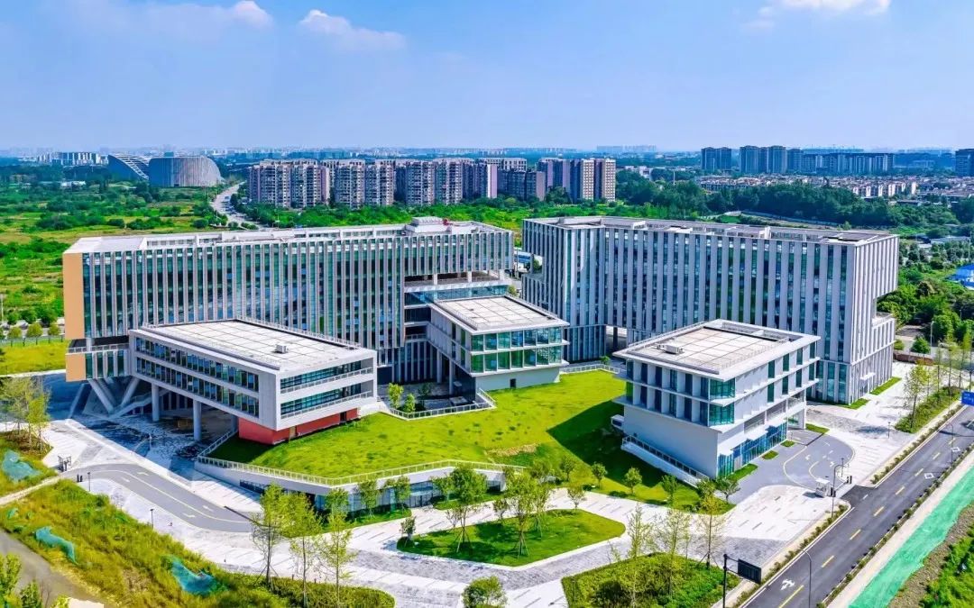 大学三医 ai创客空间2019年开始运行,2020年被认定为温江区科技企业