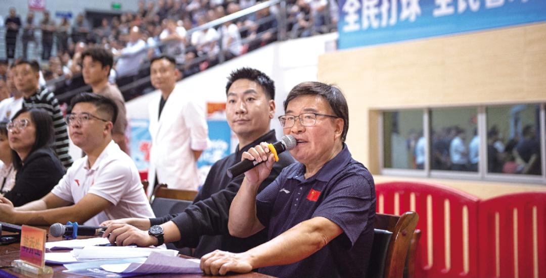 "名嘴"韩乔生惊现浏阳,解说"全ba"总决赛