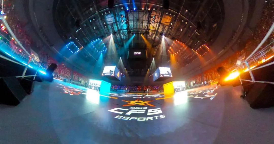 世曼凯娱乐cf电竞组织部长brady:cfs会努力走过更多个十年_澎湃号