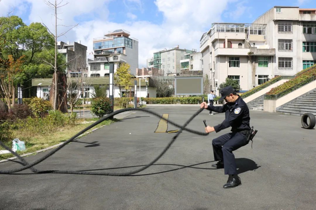 周宁法院开展司法警察年度实战化训练考核工作