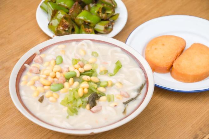 【食在老城】洛阳的秋天，适合见面，更适合吃面！