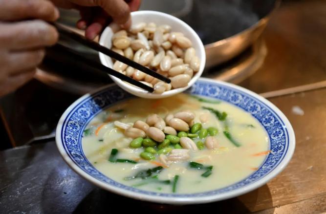 【食在老城】洛阳的秋天，适合见面，更适合吃面！