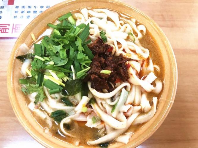 【食在老城】洛阳的秋天，适合见面，更适合吃面！