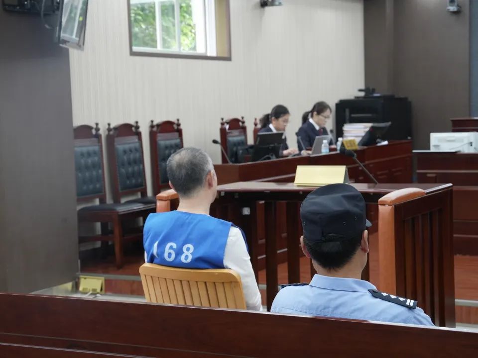 庭审现场直播,深度体验廉政教育