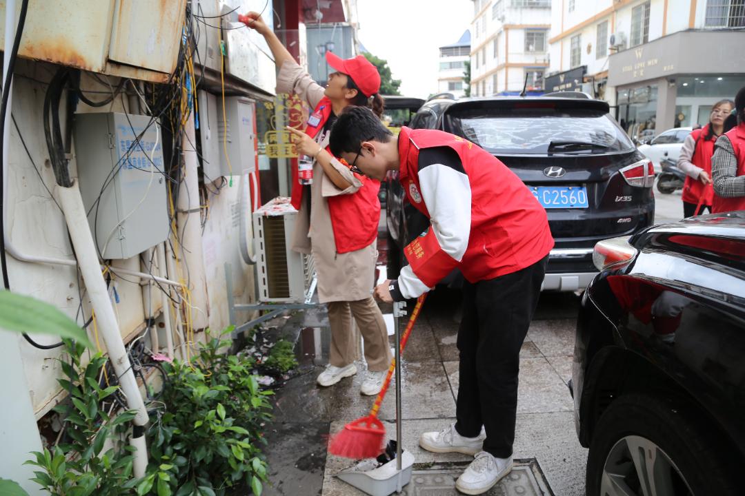 市博物馆青年文明号成员进社区开展志愿服务活动_澎湃号·政务_澎湃