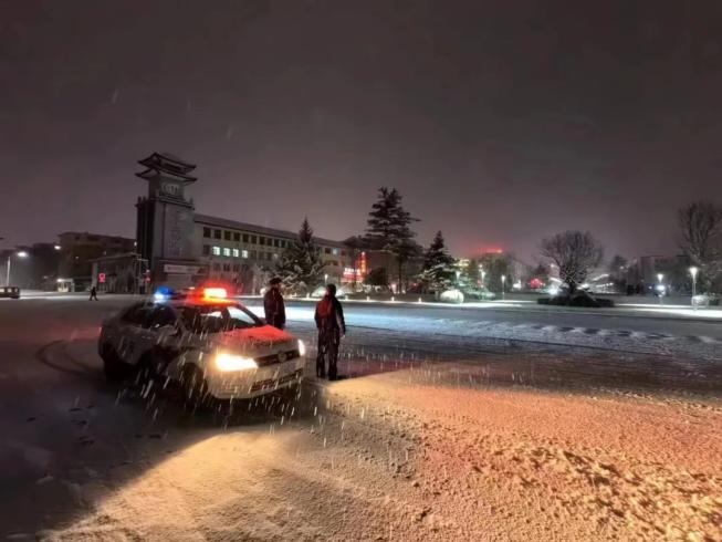 蛟河交巡警大队全力守护平安路_澎湃号·政务_澎湃新闻-the paper