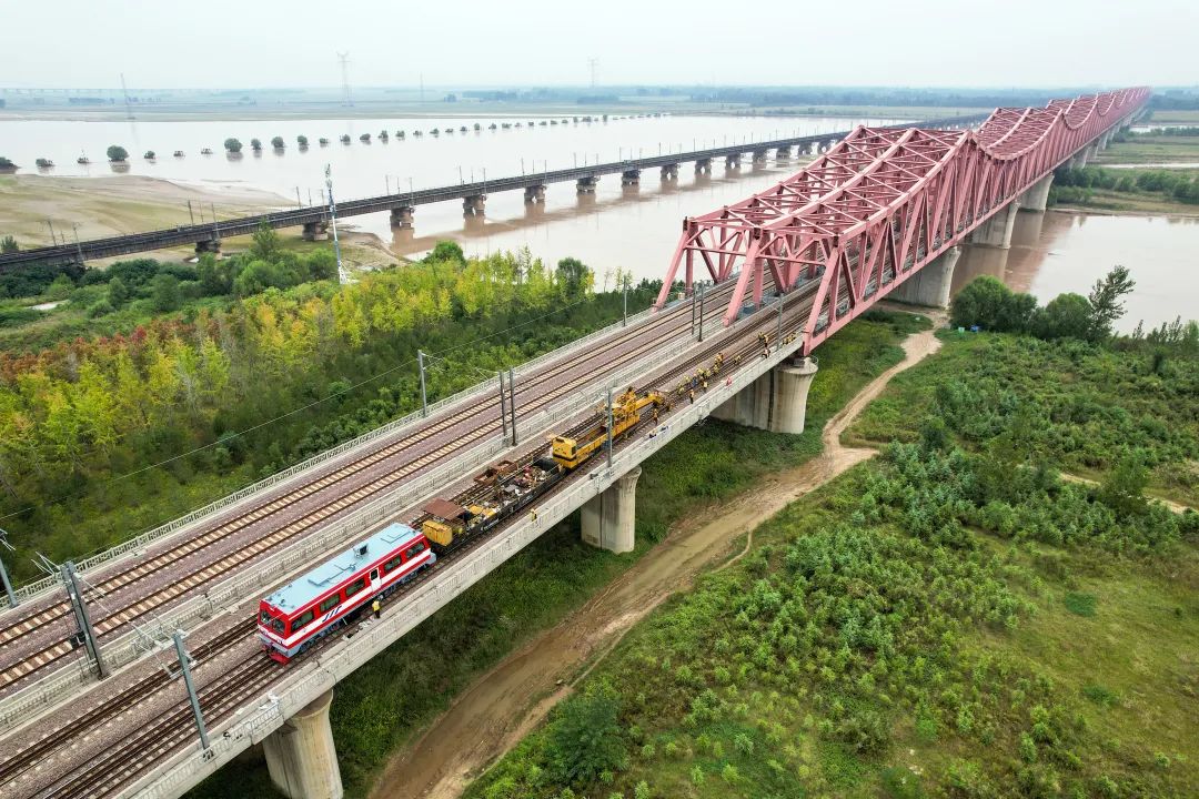 京广铁路桥图片