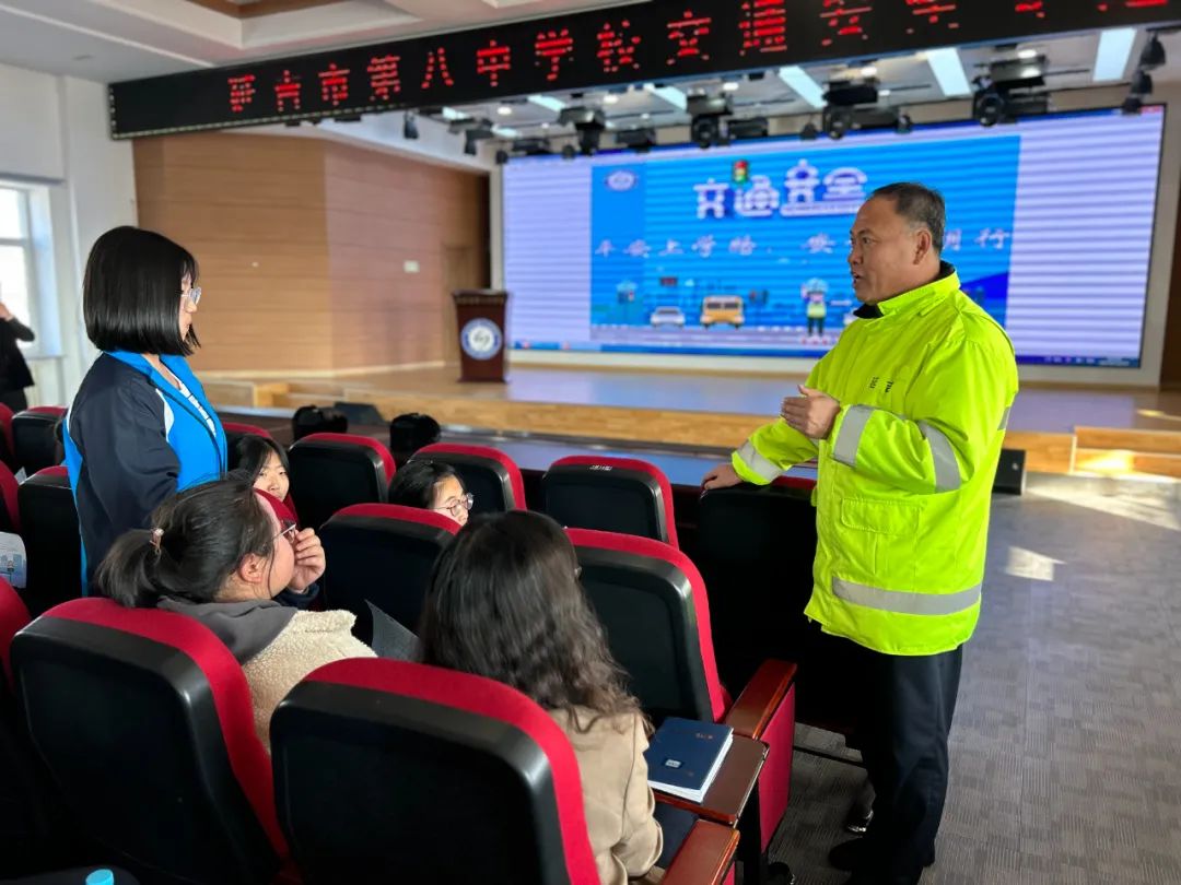 进学校 | 交通知识伴成长,安全教育记心上_澎湃号