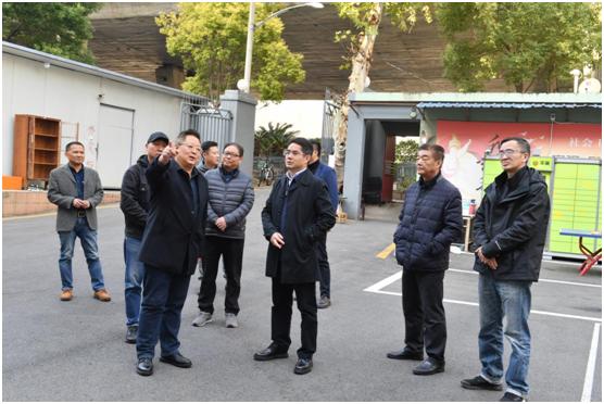 陈武斌一行参观完湖北戏曲艺术中心(首义剧场),青年演员食宿场所后