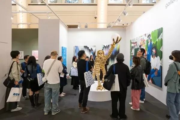 新しいエルメス 花咲く故郷11月 あいわ活土 染まる里 風景画 版画 茶額