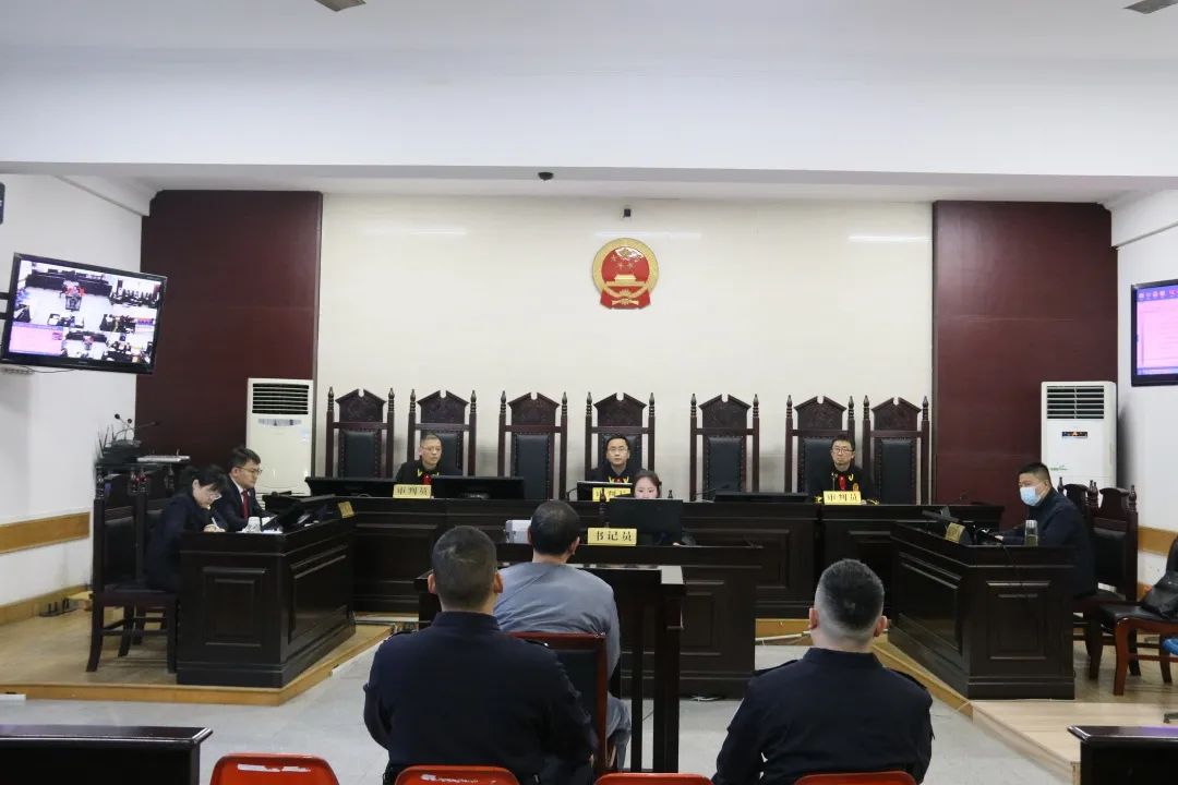 【能力提升年】法检"两长"同庭履职,南陵县法院公开开庭审理一起受贿