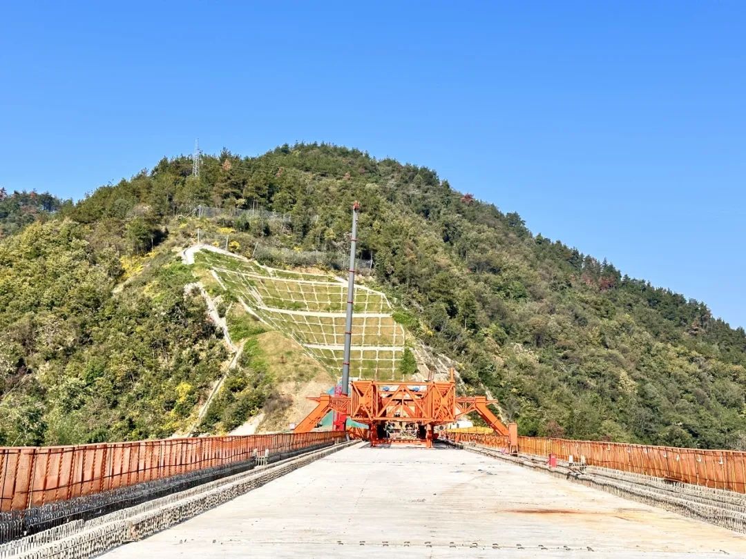 又一隧道顺利贯通!_澎湃号·政务_澎湃新闻-the paper