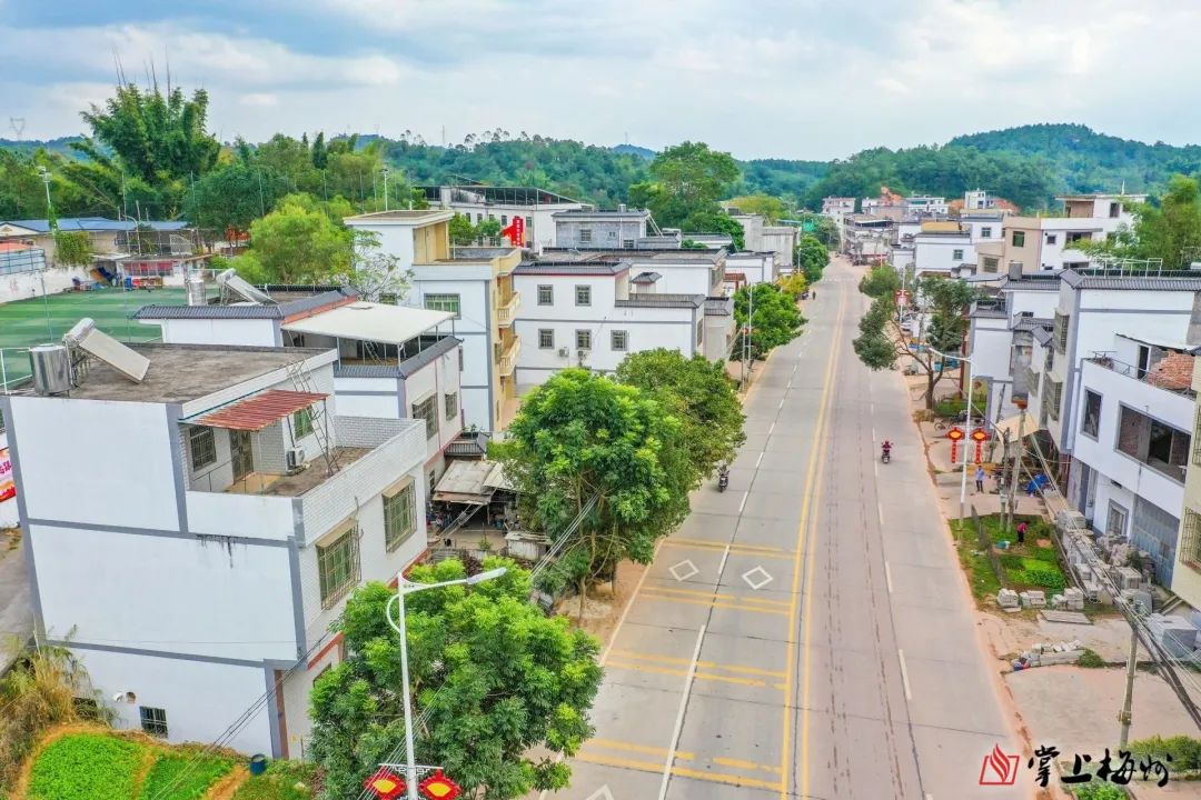 五华县认真贯彻落实省,市关于推进农房管控和乡村风貌提升的工作部署