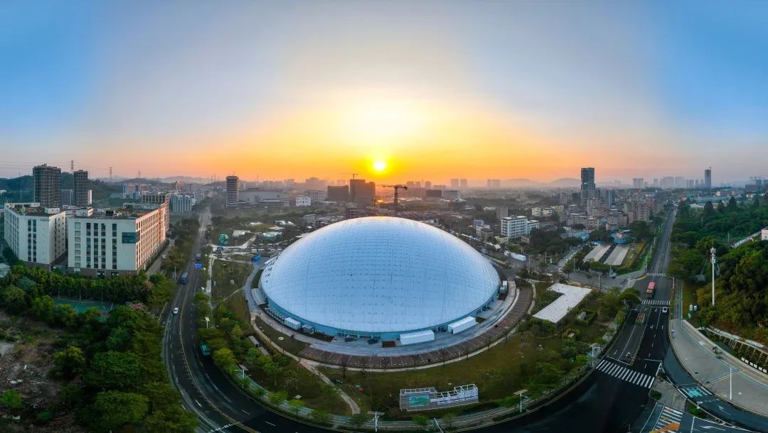 深圳国际低碳城论坛举行:龙岗三项重要低碳成果发布,多个项目集中签约