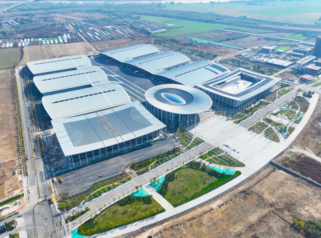 开门纳新,济南黄河国际会展中心迎来首展丨塑强房建首位优势_澎湃号