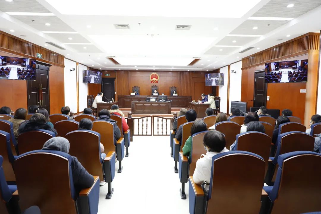 行政法庭布局图片