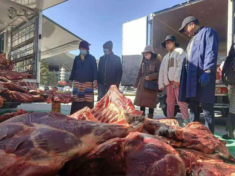 新年來臨前夕,相關部門都會在拉薩市投放大量惠民犛牛肉,滿足市場需求