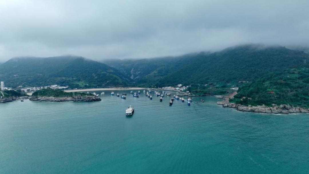 在绵长海岸线上的后槽沙滩雾城月亮湾沙滩渔寮金沙滩是熠熠生辉的沙滩