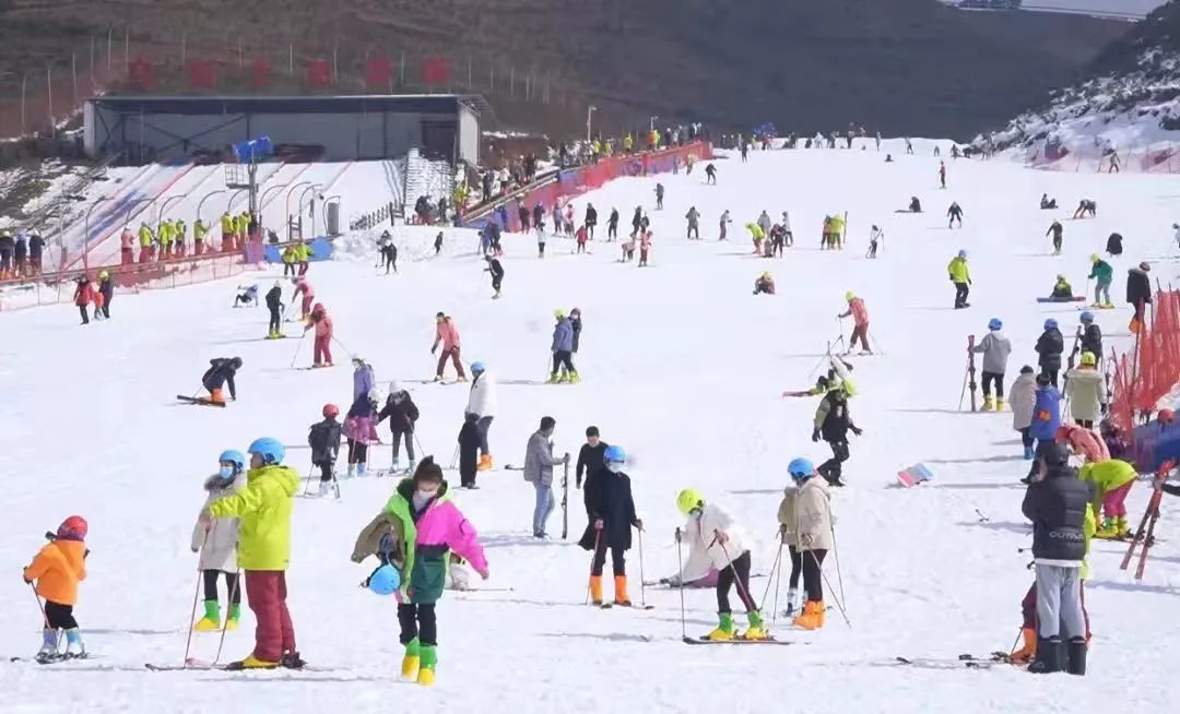 搶購時間:2023年12月15日—22日套票d滑雪票 景區門票 悠悠然酒店