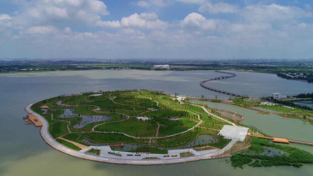 总面积62平方公里,是上海的母亲河——黄浦江的源头,上游承接太湖吴江