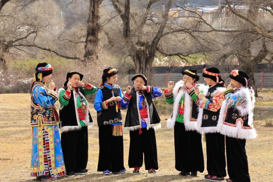 迭部服饰有多惊艳!看完狠狠心动了._澎湃号·政务_澎湃新闻-the paper