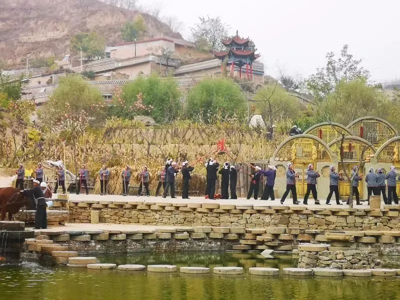 佳县赤牛坬村——"三老"变"三宝" 乡村振兴"加速跑"_澎湃号·政务