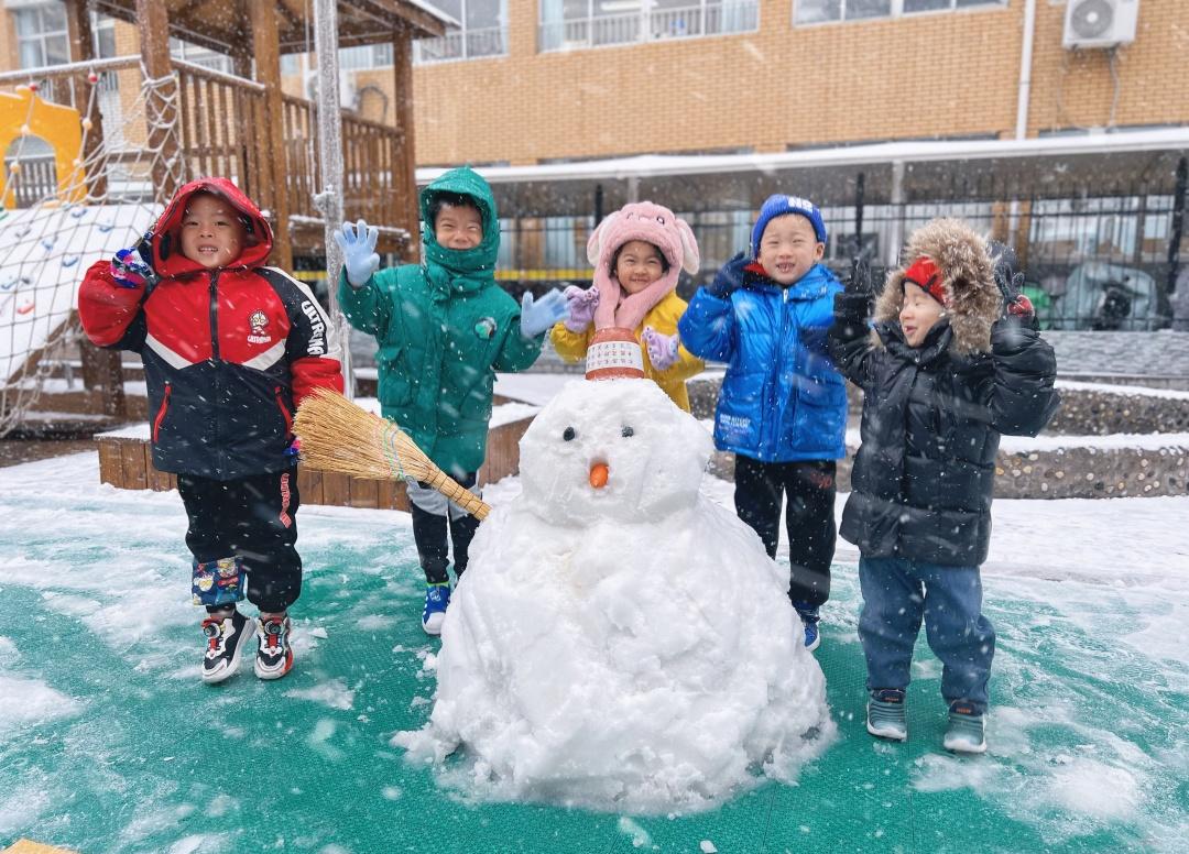 潍坊娃们堆的小雪人