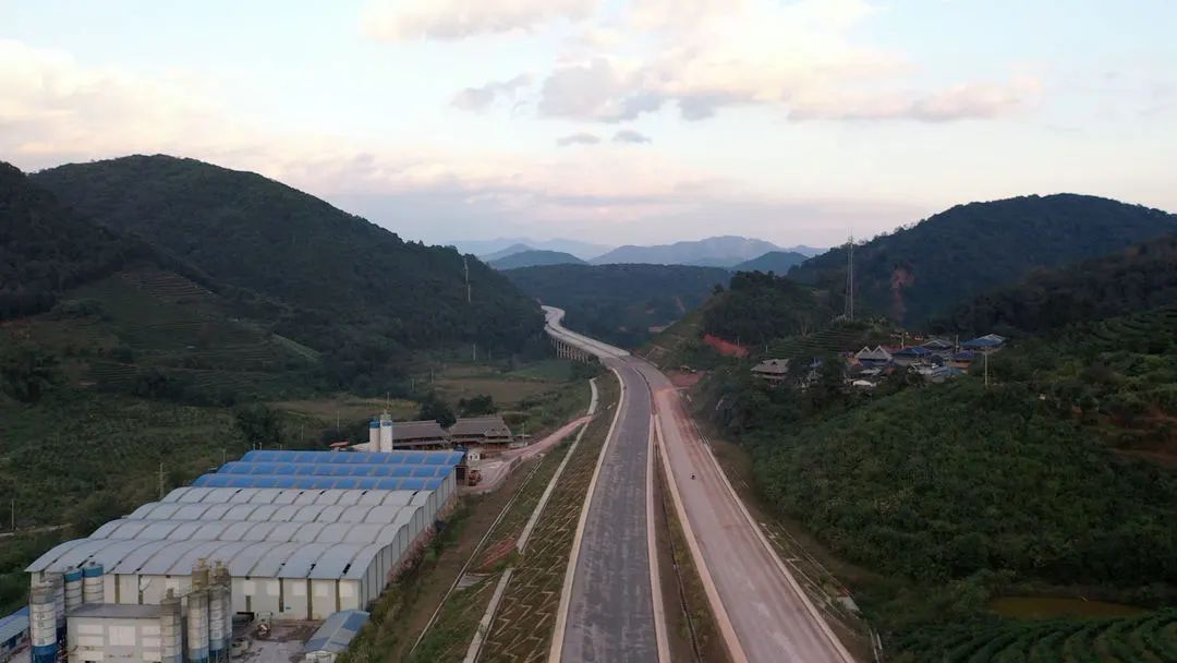 勐绿高速公路最新进展→_澎湃号·政务_澎湃新闻-the paper
