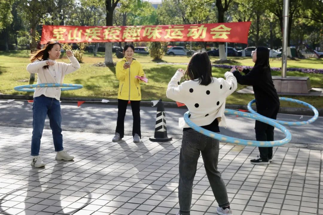 沙包有自己的命運,拿捏2拿捏1我們先觀摩你先試水遊戲規則:試1個,投3