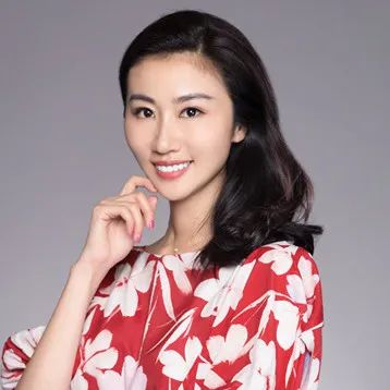 诵读赏析:李莉,北京广播电视台交通广播《一路畅通》节目主持人.