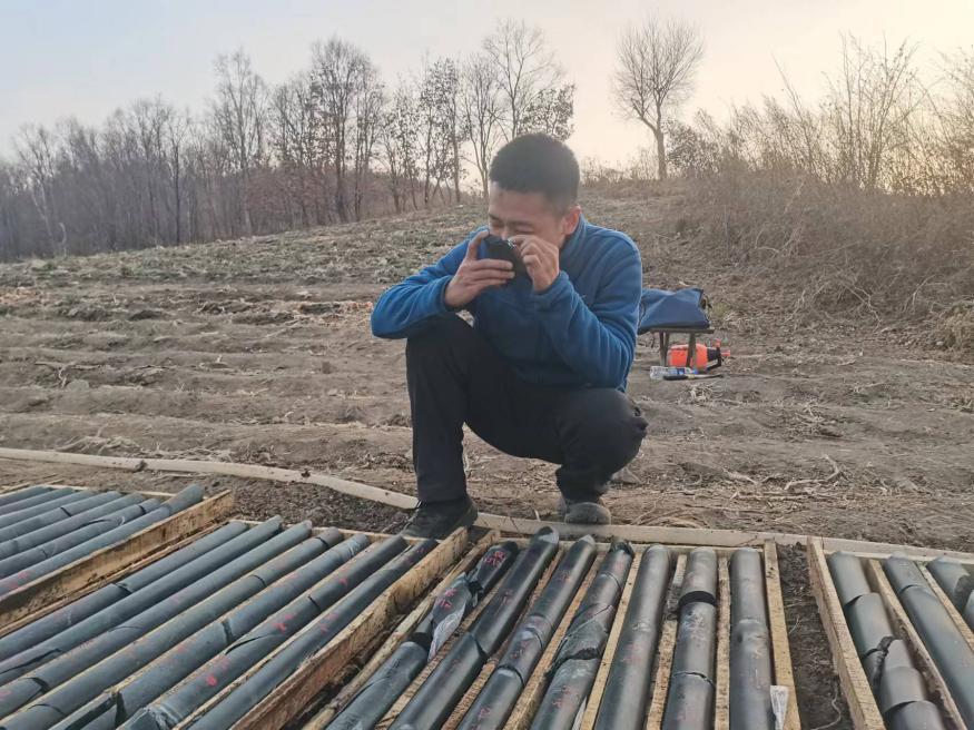  牡丹江中心在黑龙江新发现矿化带22条、金矿体5条