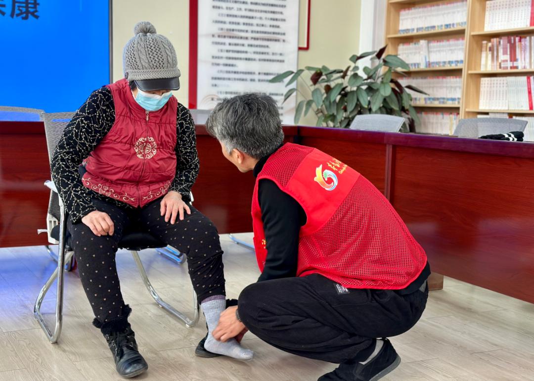 【网络文明】北戴河区育花路社区开展“冬至养生助健康”健康知识科普讲座 - 社区开展冬至活动 【网络文明】北戴河区育花路社区开展“冬至养生助健康”健康知识科普讲座 - 社区开展冬至活动