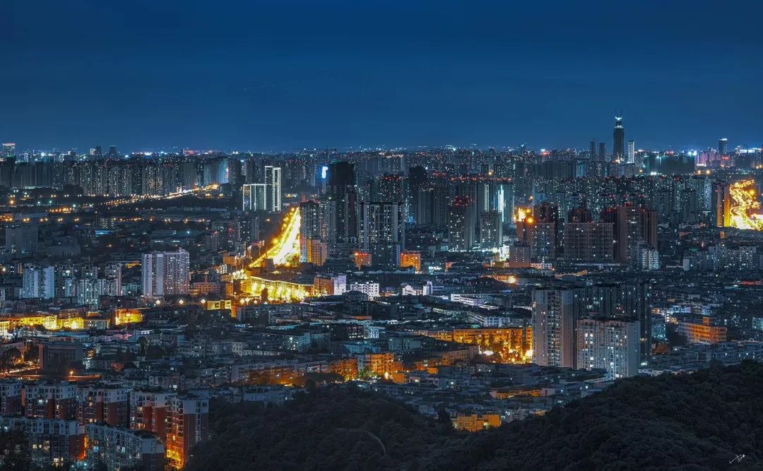 龙泉驿2700盏路灯升级_澎湃号·政务_澎湃新闻-the paper