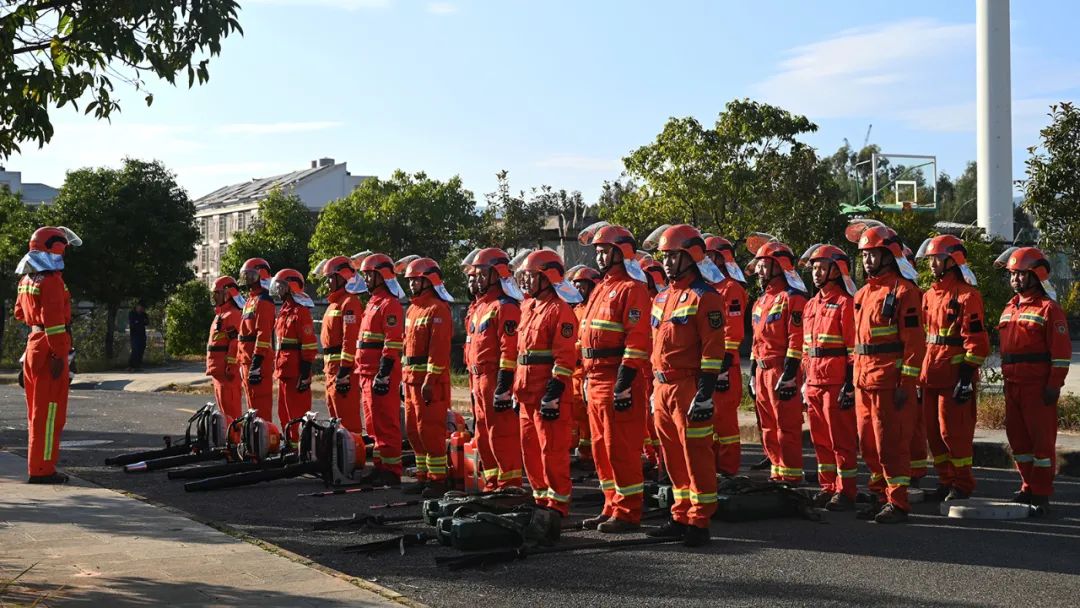 云南省森林消防总队圆满完成全省森林草原防灭火专业队伍骨干集训教学