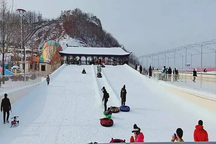 丹东淮扬滑雪场图片