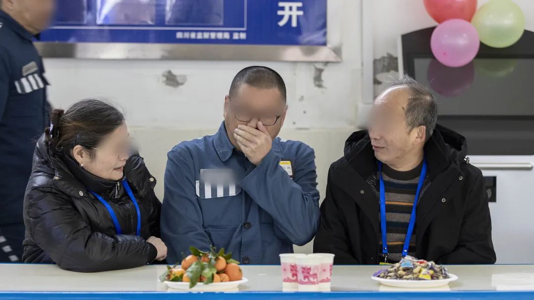 川东监狱开展"感恩亲情61一生相随"亲情帮教活动