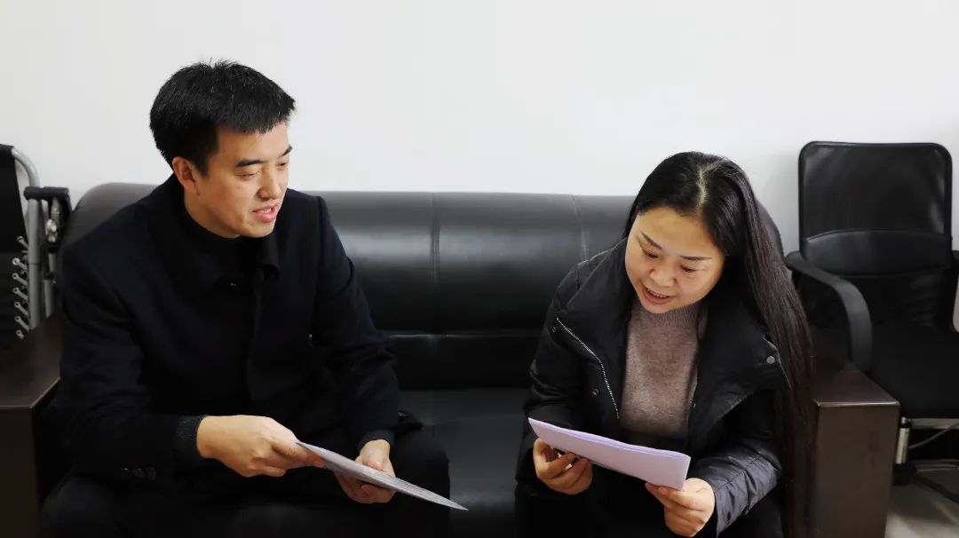 广安区法院党组书记,院长张凡平"一对一"走访联络省人大代表_澎湃号